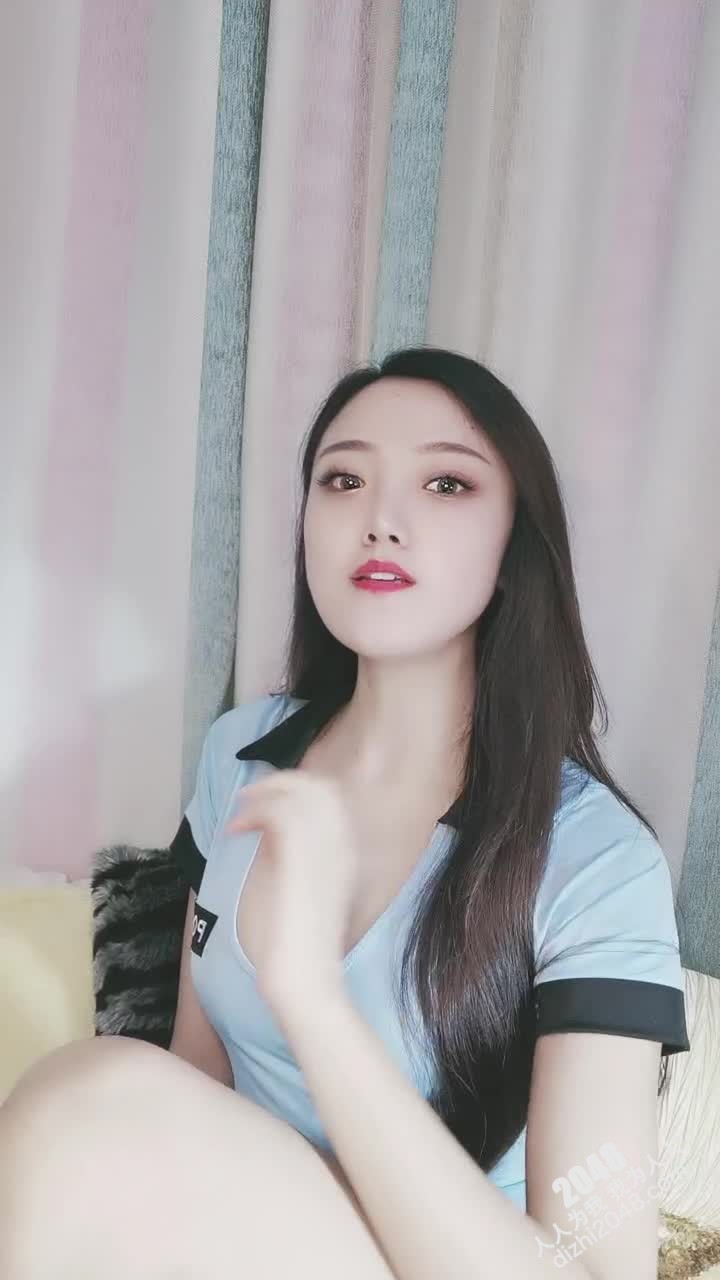 [MP4/ 1.82G] 风骚妓女转战黄播 逗号&nbsp; 哥哥你别射我逼逼上面，快去拿纸。叫声骚鸡了，听了都想射