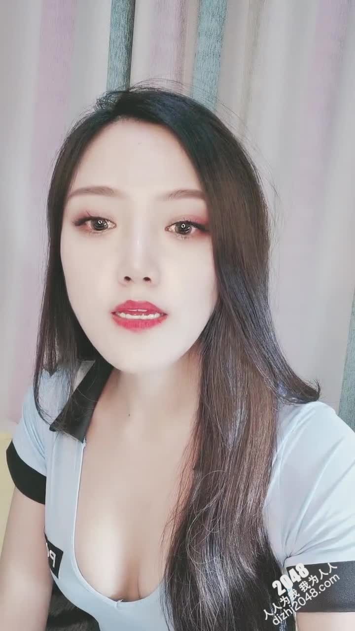 [MP4/ 1.82G] 风骚妓女转战黄播 逗号&nbsp; 哥哥你别射我逼逼上面，快去拿纸。叫声骚鸡了，听了都想射