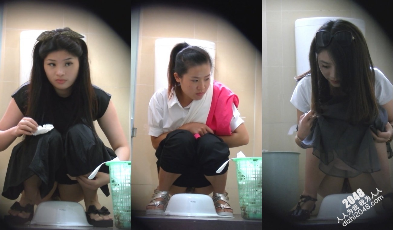 【精品厕拍】商场女厕，正面脸逼同框真实偸拍，超多小姐姐方便，还有私处特写，视觉盛宴，强烈推荐